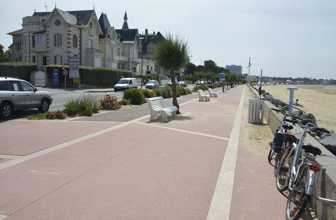 Royan - Vue Mer Pour Cet Appartement Face A La Plage - Grande Conche Exteriör bild